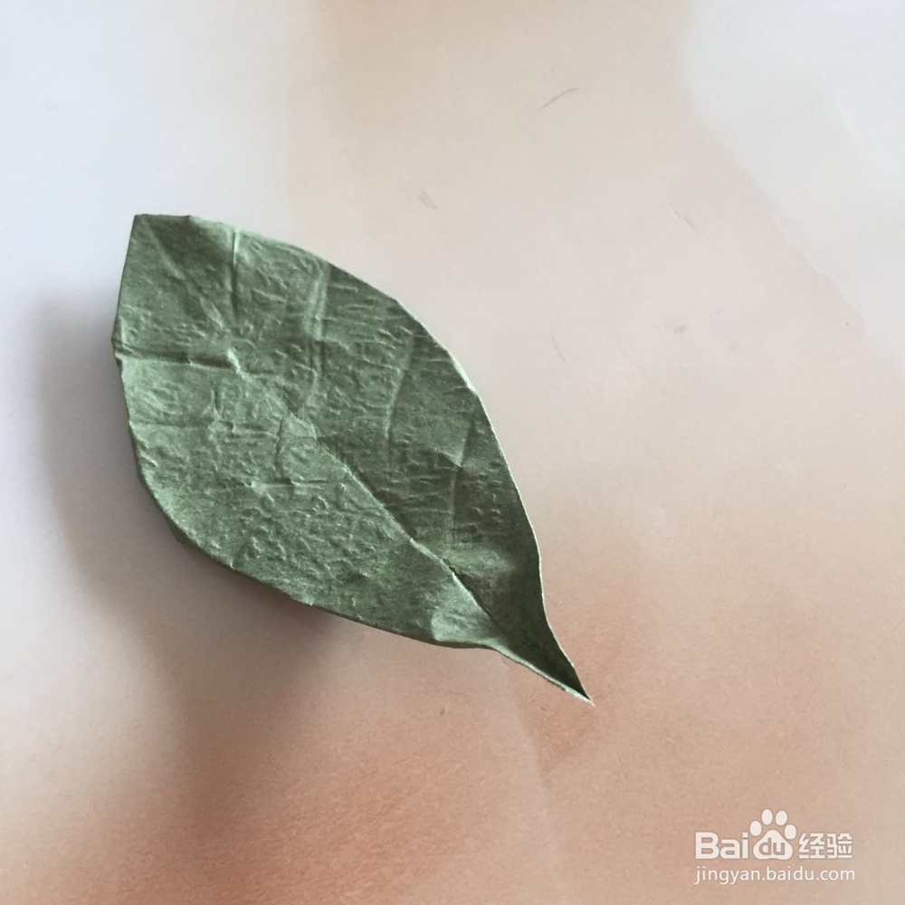 玫瑰叶子折纸教程 超简单超逼真 几步搞定