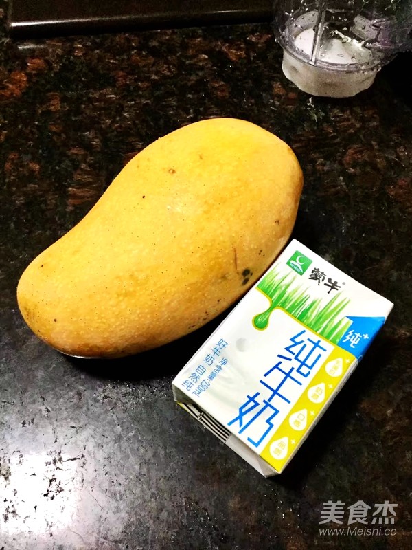 芒果奶昔的做法