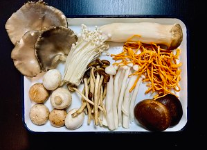 如何做出鲜到起飞的菌菇汤？