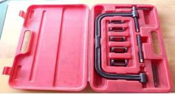 汽车气门拆装怎么做？