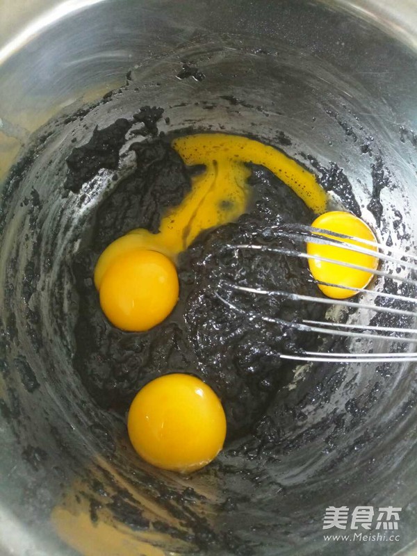 煤球蛋糕的做法