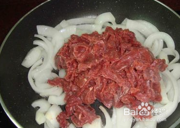 杂蔬炒牛肉的做法