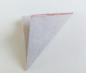 红心春字剪纸的制作