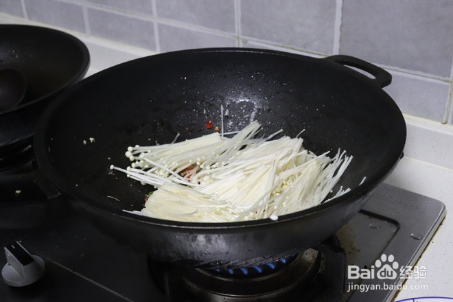 日本豆腐金针菇煲