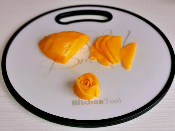 紫米芒果西米捞便当