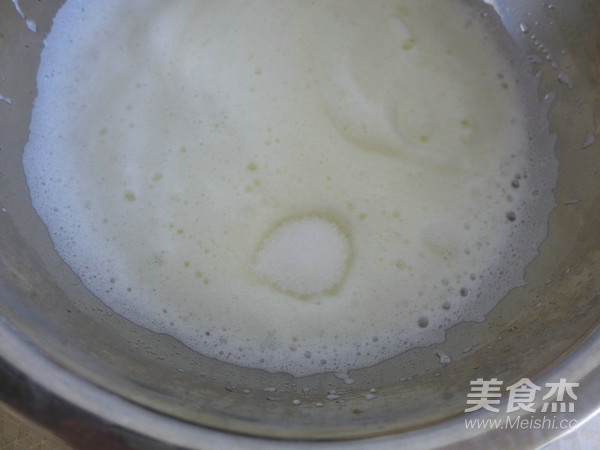 黑芝麻戚风蛋糕