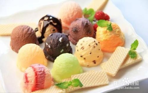 蛹虫草山楂粉：50岁男早上反酸、恶心是怎么回事