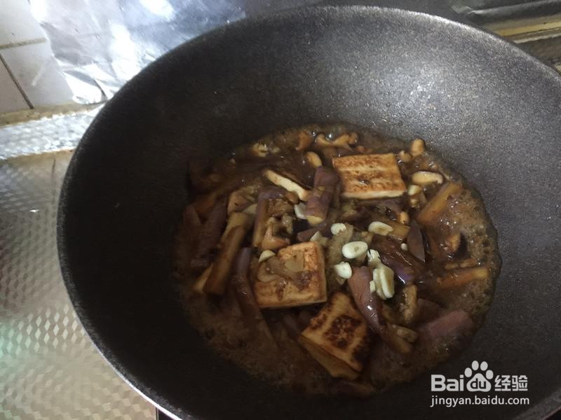 茄子香菇烧豆腐的做法