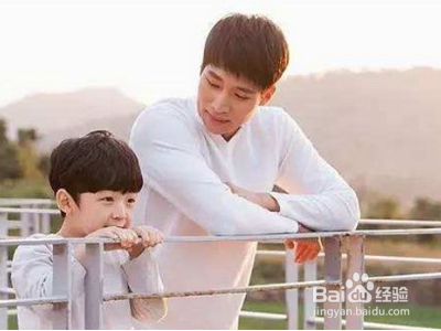 孩子在学校犯错，家长该怎么跟老师说？