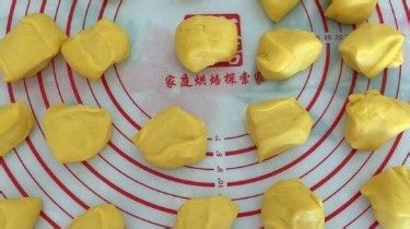 南瓜小餐包的做法