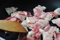 青椒炒肉片的做法