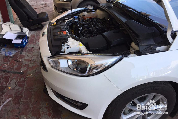 福克斯汽车车灯如何改装阿帕2H套装