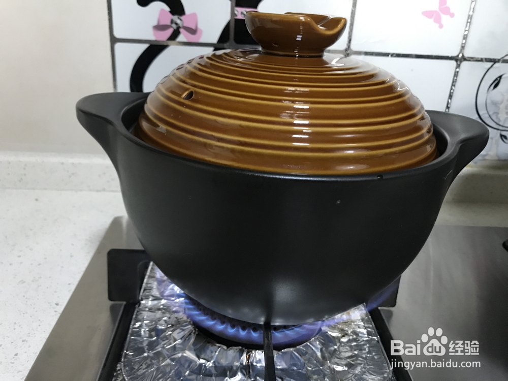 诱人的腊味煲仔饭