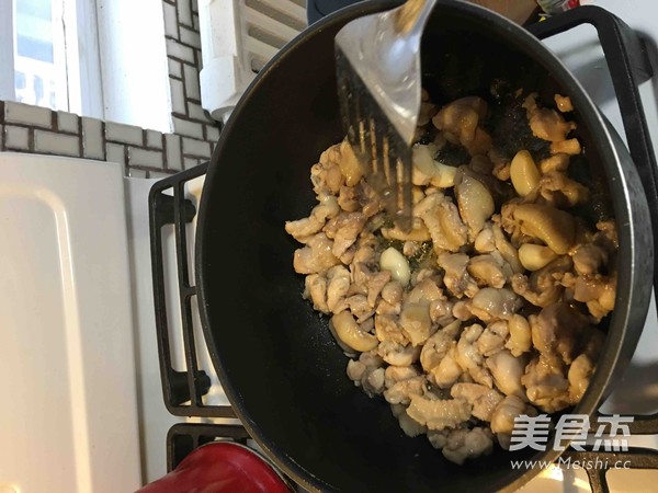 大盘鸡肉的做法
