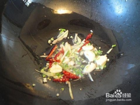 家常小菜土豆丝如何炒更脆爽可口