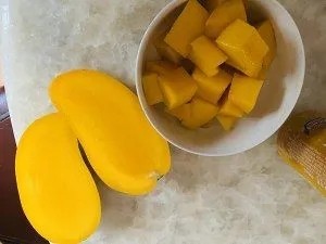 芒果椰肉汁