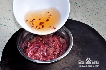 肝腰合炒的做法