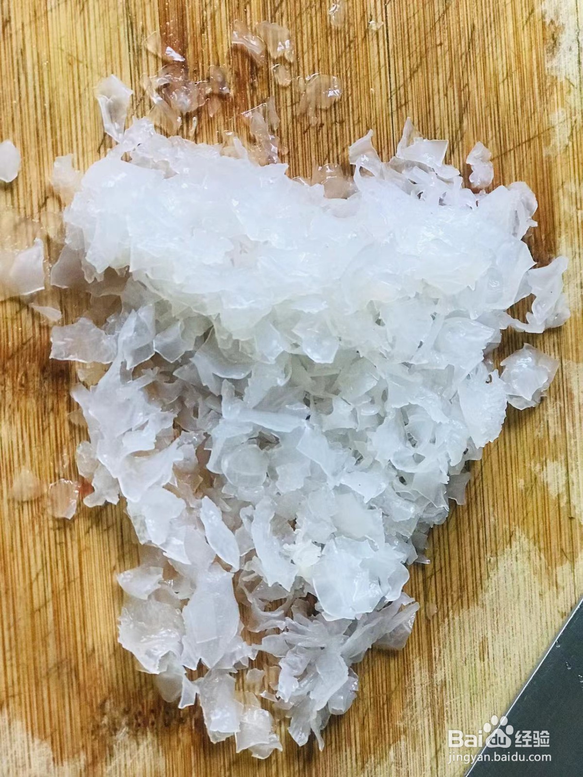 怎样制作银耳百合红枣桂圆汤