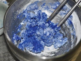 梦幻渐变色冰皮月饼怎么做?