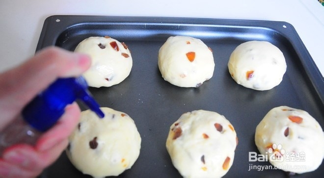 怎么做家常蜜枣小面包