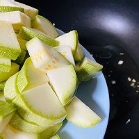 教你如何制作醋溜西葫芦