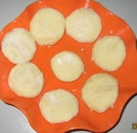 焦黄的油炸土豆饼