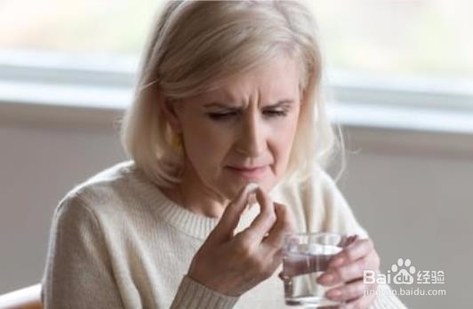 更年期什么原因会导致失眠?有助睡眠的方法