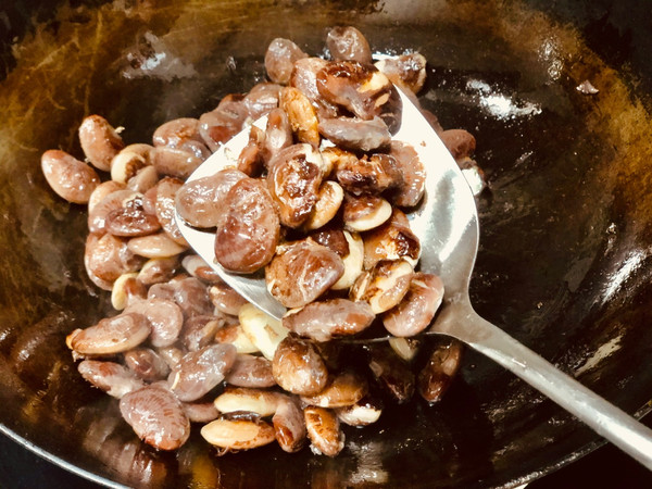 酸菜炒焖荷包肾豆