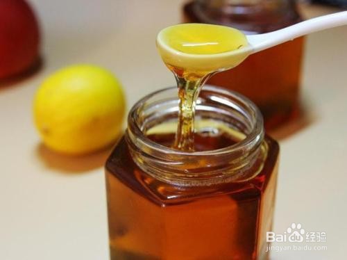 如何避免嘴唇干裂