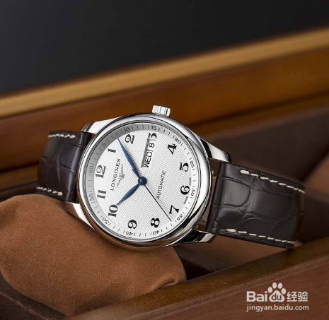 浪琴名匠仿表如何辨别