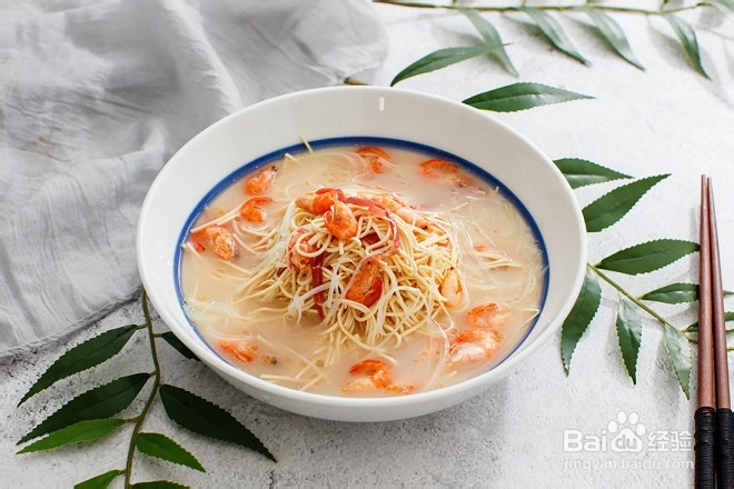 教大家做河虾烩三丝