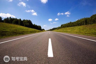 科目三丨直线行驶“六不要”！