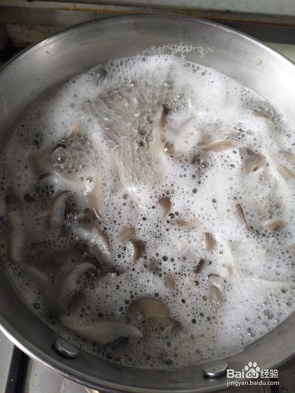 蘑菇炒肉超美味做法