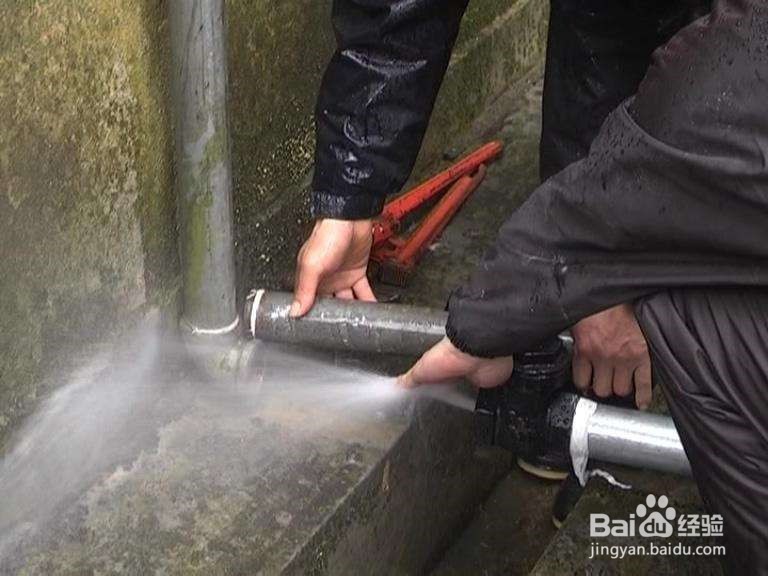 冬天水管为什么会冻裂？