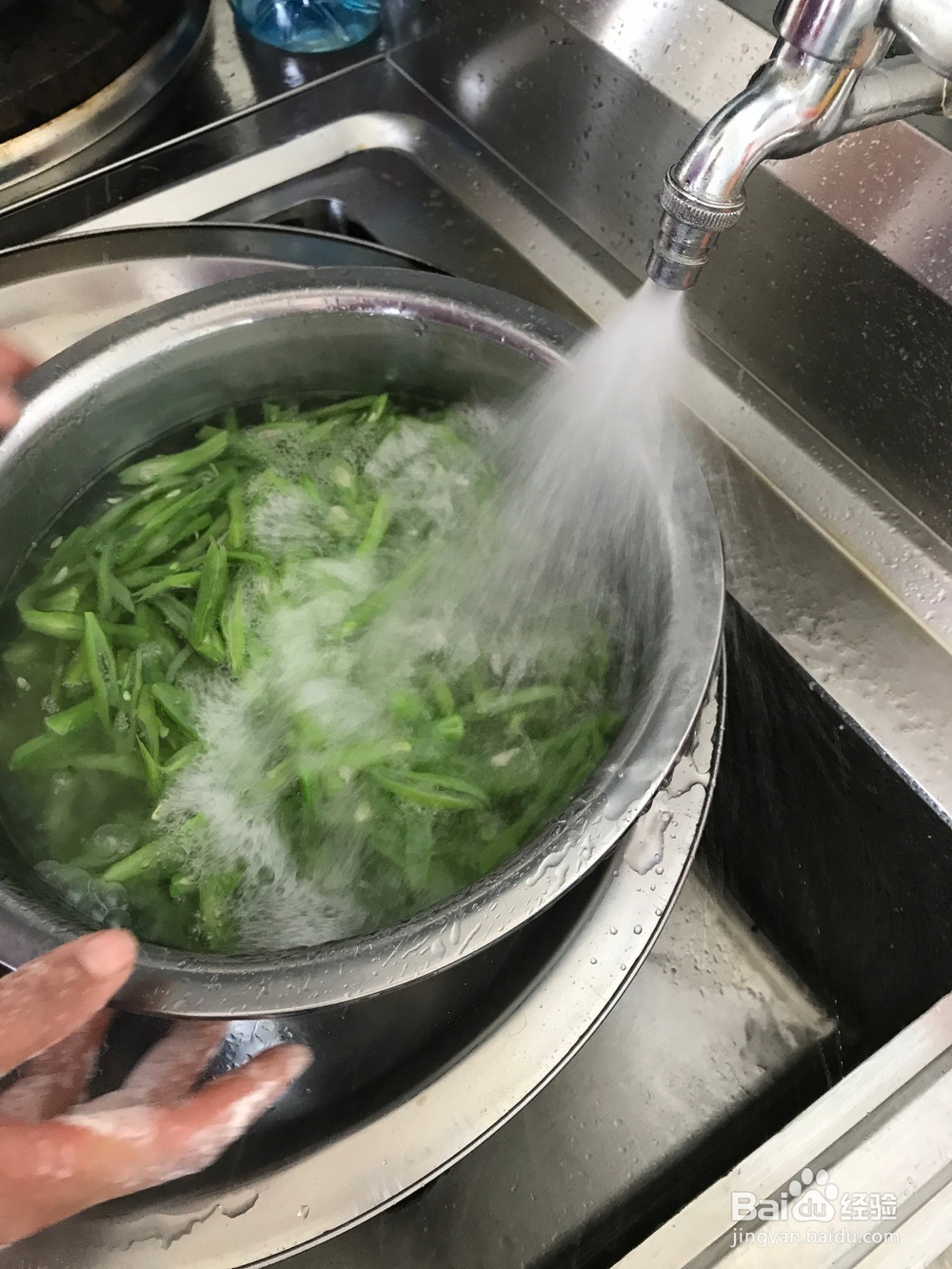 如何制作凉拌豆角