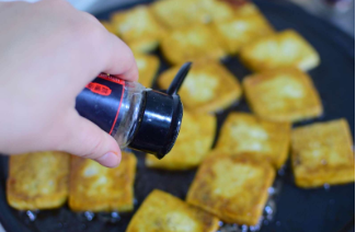 营养丰富-家常铁板豆腐