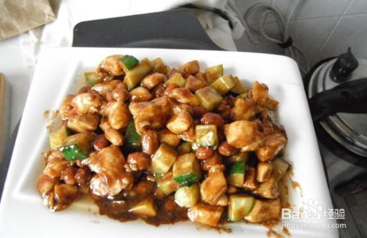 怎样做酱爆鸡丁