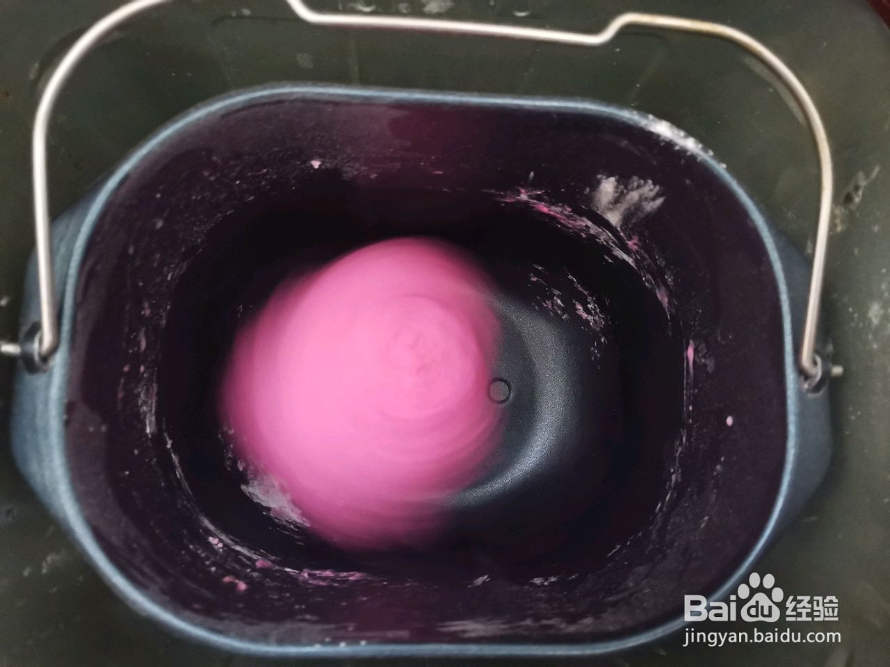 火龙果椰蓉花环手撕面包的做法