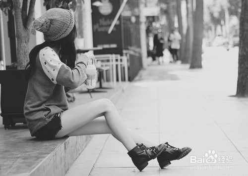 如果你原谅了出轨的老公但总怀疑他们还联系咋办