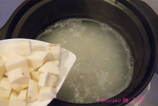 红枣薏仁山药粥