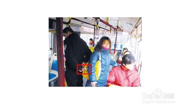 公交车上下过程中如何防窃？