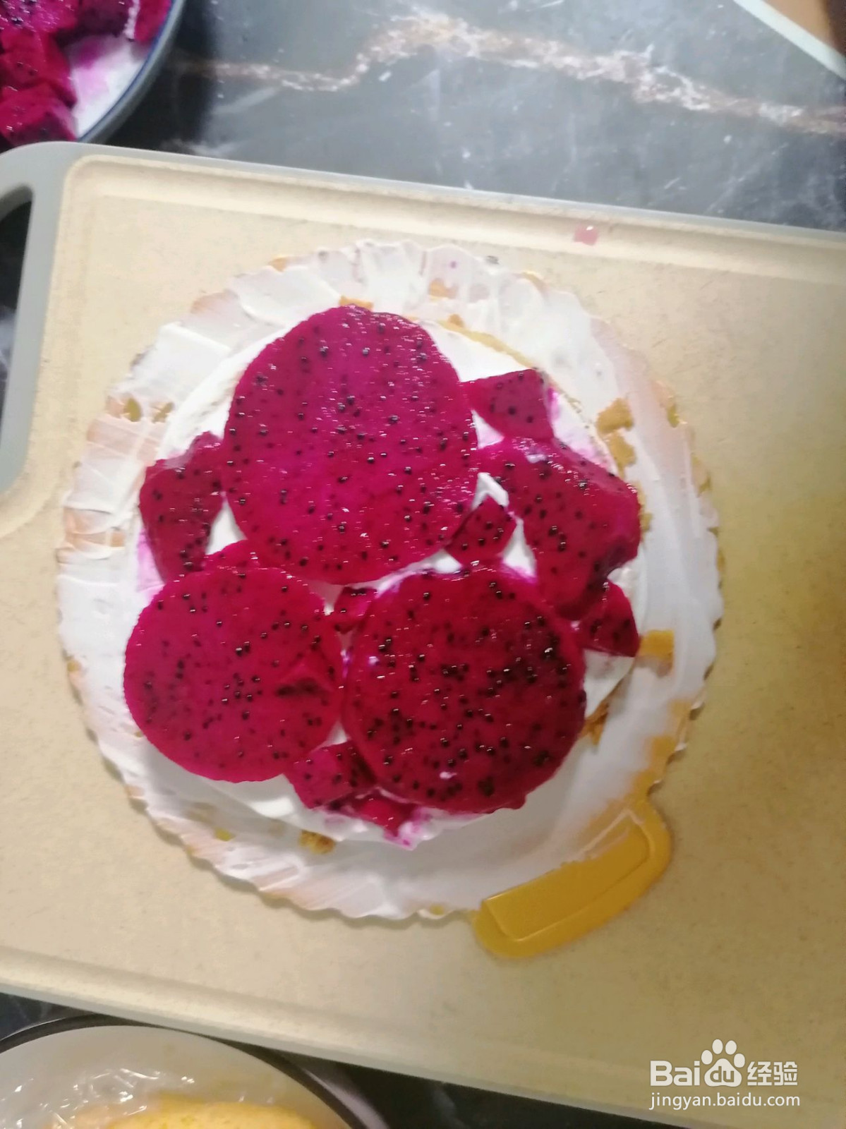 不用裱花的水果裸蛋糕的做法