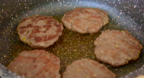 猪柳蛋麦满分的简单做法