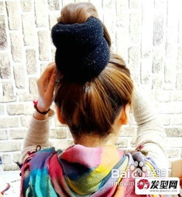 简单又个性十足的花苞头扎法图解