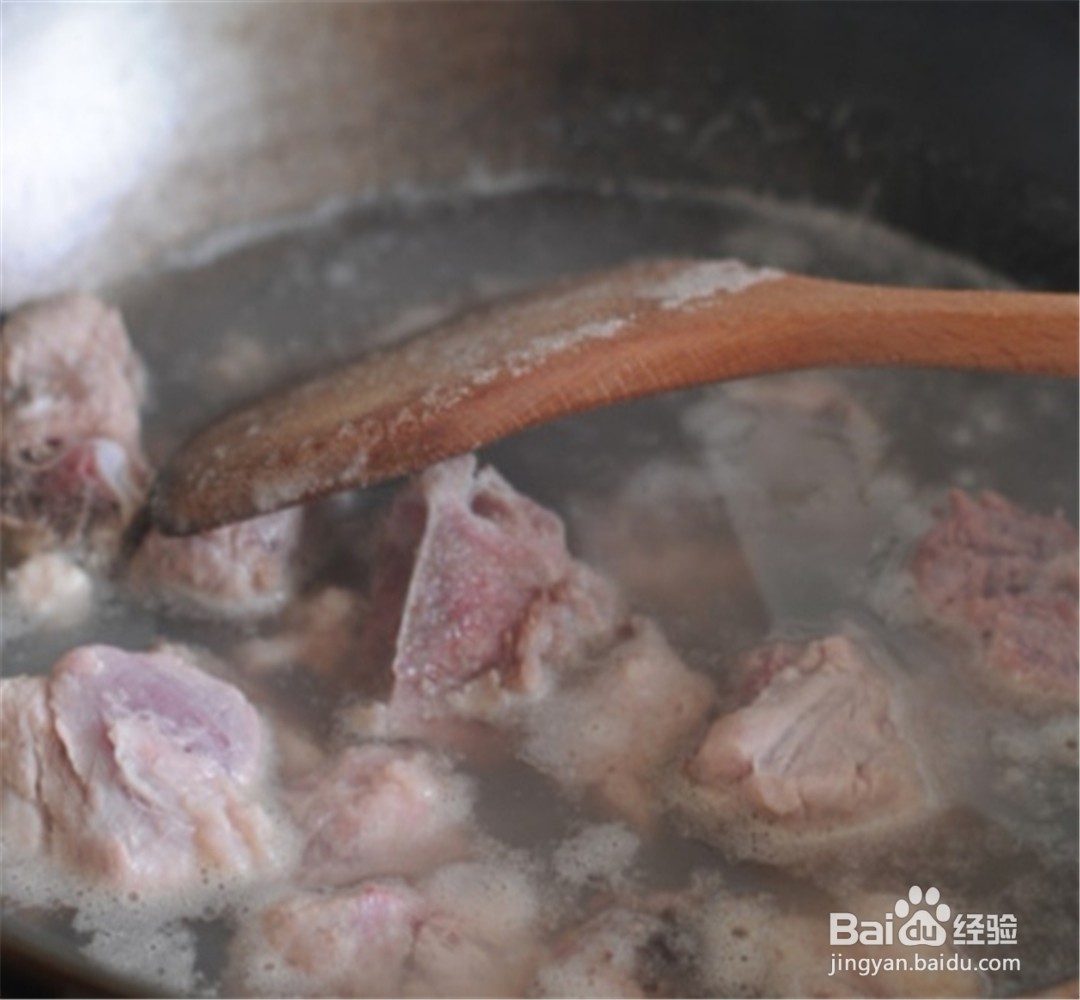 家常美食—土豆烧排骨