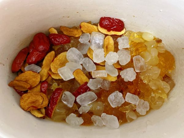 #入秋滋补正当时#雪燕桃胶皀角米羹