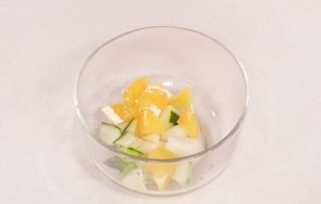 二孩孕早期食物蓝莓果蔬沙拉做法