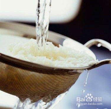 这样洗脸,会让您更显年轻