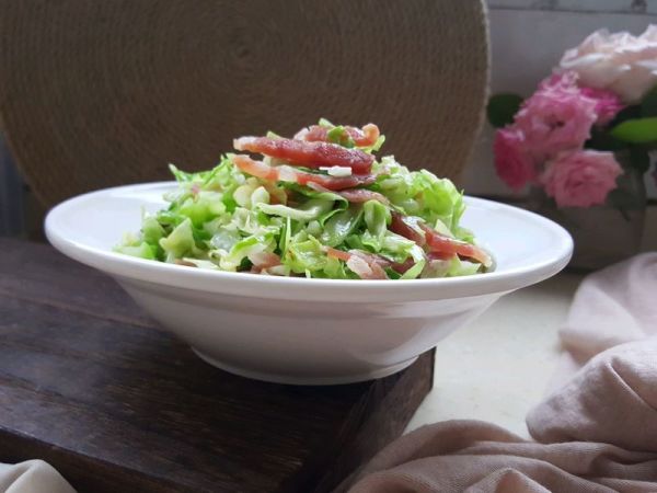 腊肠炒牛心包菜