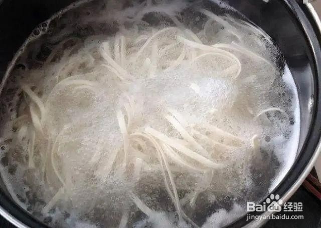如何做一碗鸡蛋长寿面